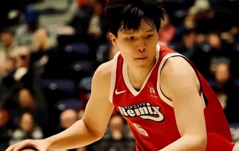 kaiyun-16投14中，砍31+8！杨瀚森最强一战，斯普利特该给机会了